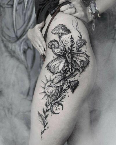 Emanuela Latoszek 🌙 The Sacred Touch ⚜️ inksearch tattoo