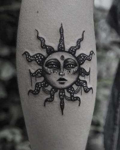 Emanuela Latoszek 🌙 The Sacred Touch ⚜️ inksearch tattoo