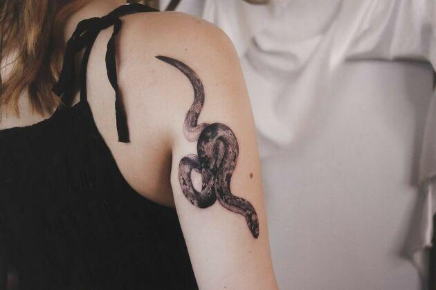 Joasia Luna inksearch tattoo