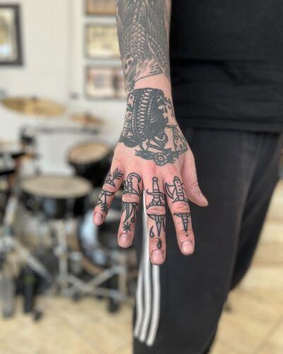 Miejski Folklor Tattoo & Piercing inksearch tattoo