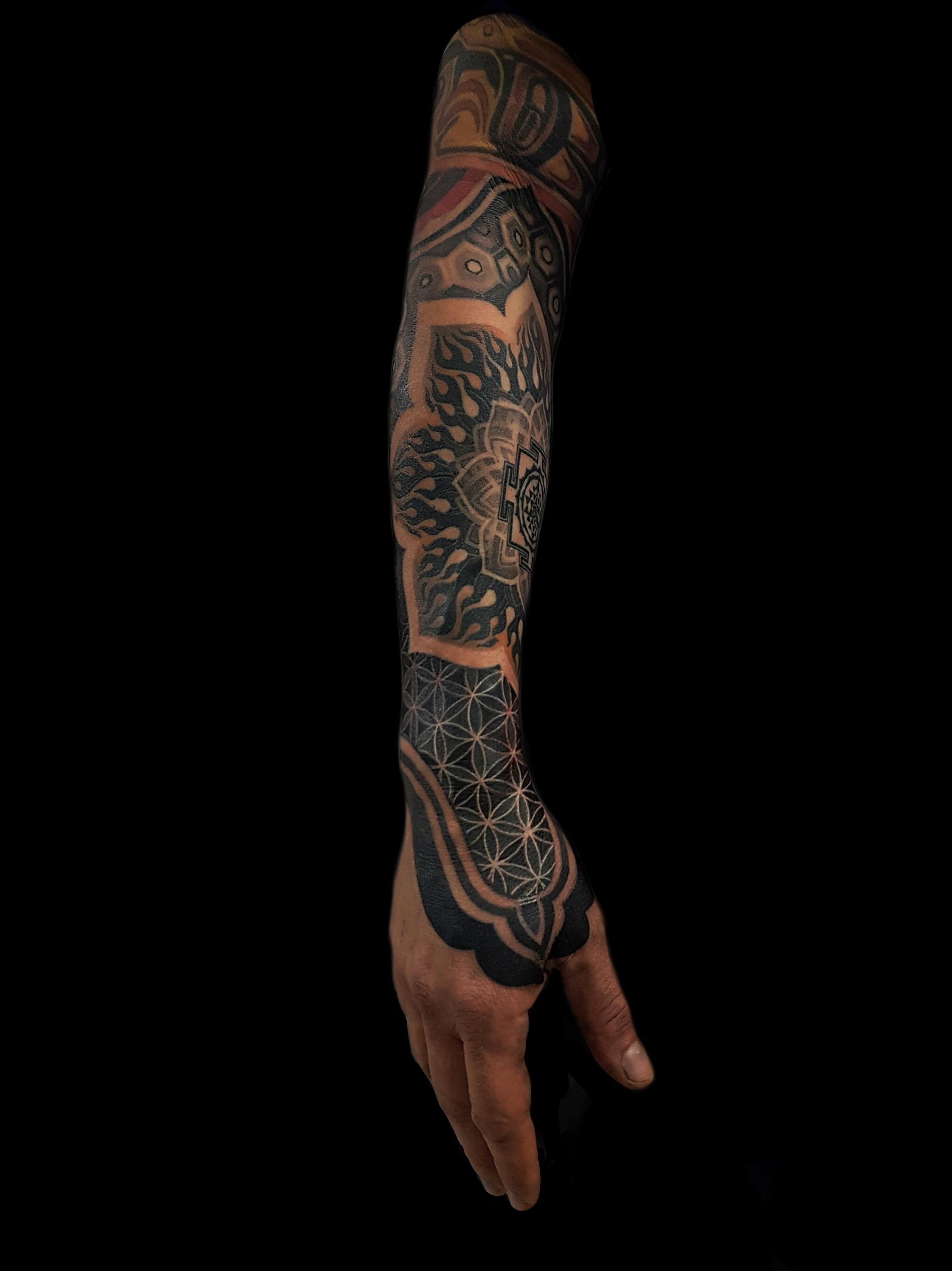 Inksearch tattoo Aru Tattoo Studio