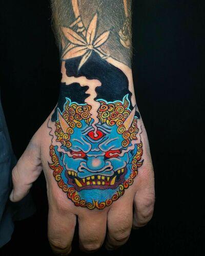 Modliszka Studio Tatuażu inksearch tattoo